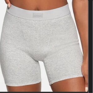 NWOT- skims ribbed sleep boxers size large